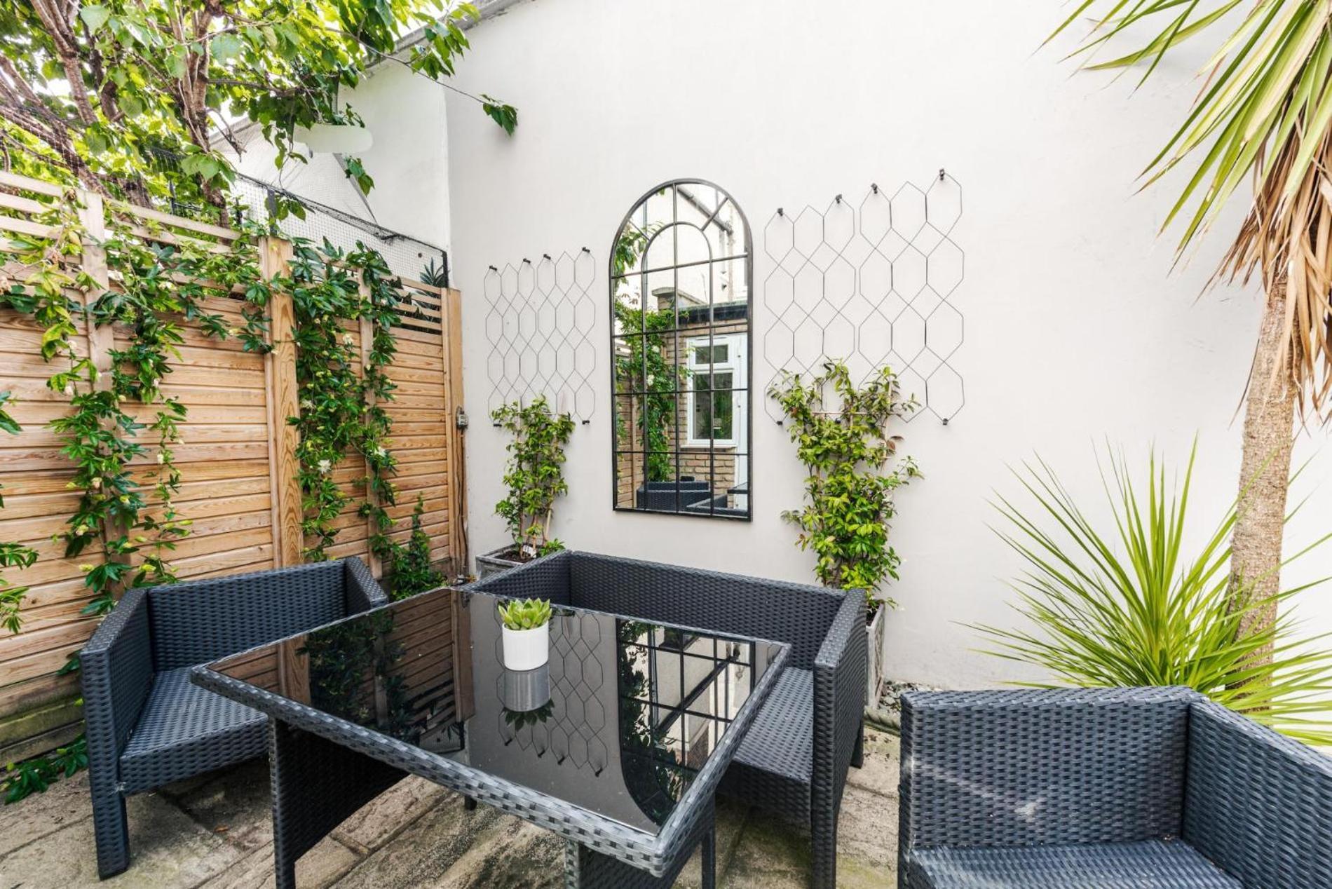 Clapham Calm 2 Bedroom Flat With Garden * Londres
